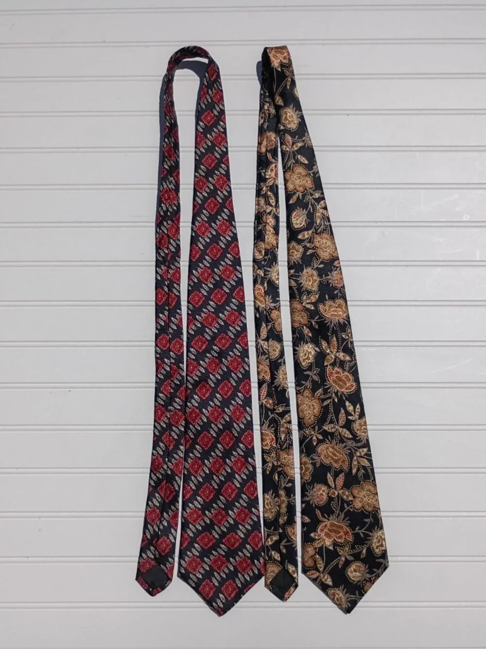 LOT OF 2 Countess Mara Neckties Made in USA Silk Floral Designer Men's Tie Vtg